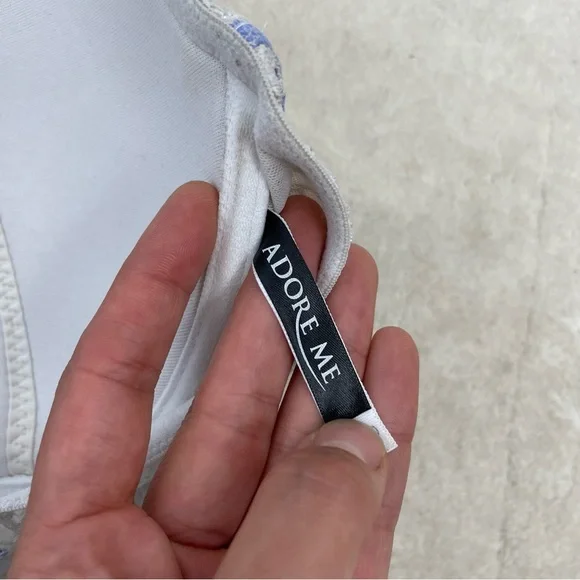 ⛔️SOLD⛔️Adore Me White & Purple Floral Lace Padded Racerback Underwired Bra Size - Picture 3 of 8